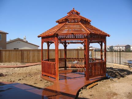 The Californian Redwood Lattice Roof Gazebo Photo